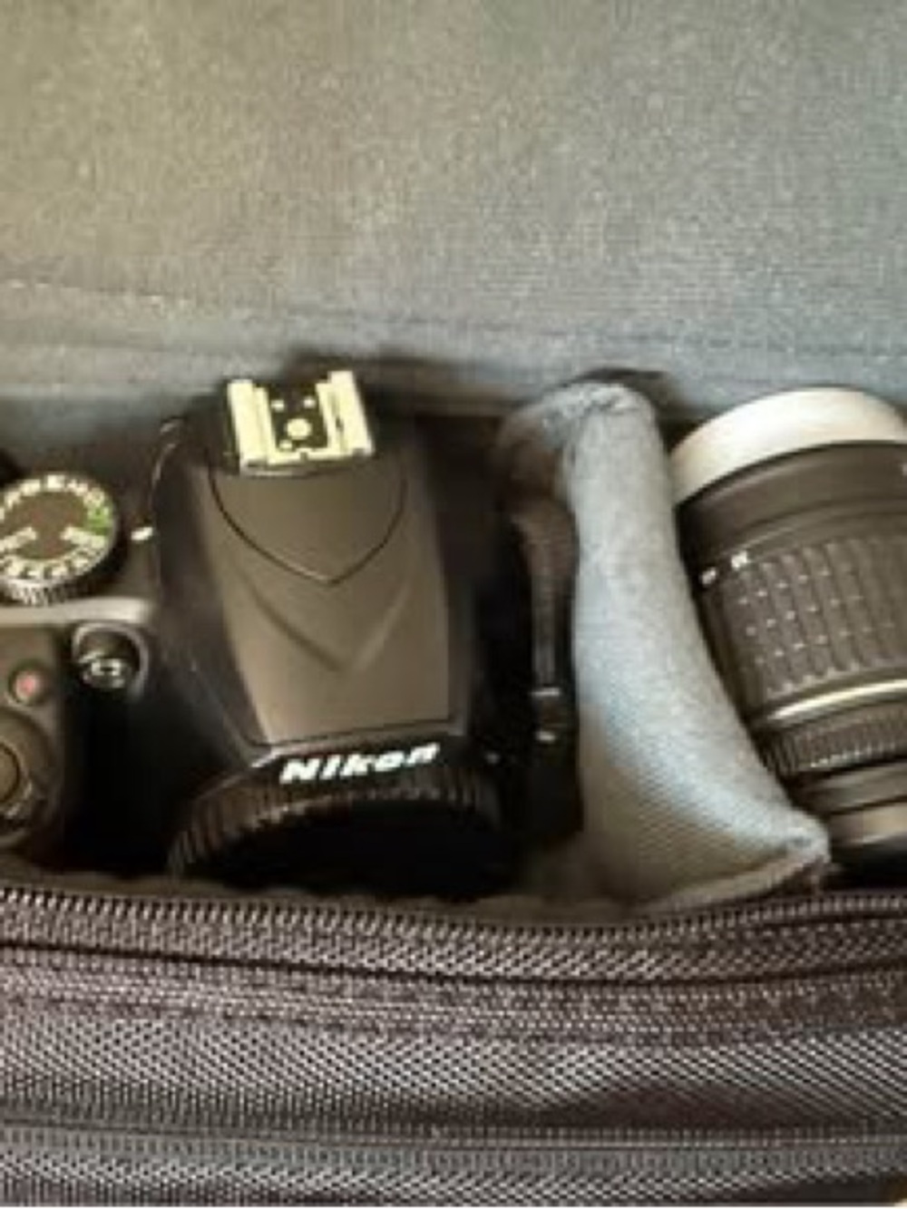 Nikon Black D3400